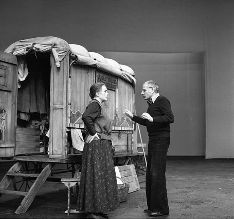 berliner_ensemble_probe_mutter_courage 1978 gisella may  es manfred wekwerth1